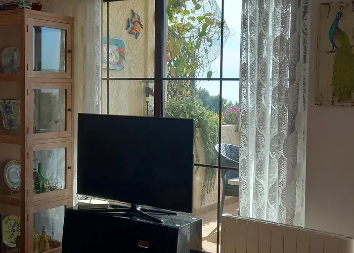 Olivos Holiday Home